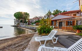 The Sea Front Fisherman'S House